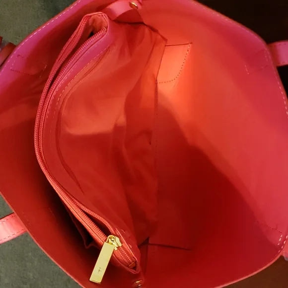 NWT Joy & Iman Red Leather Tassel Tote - Picture 5 of 8